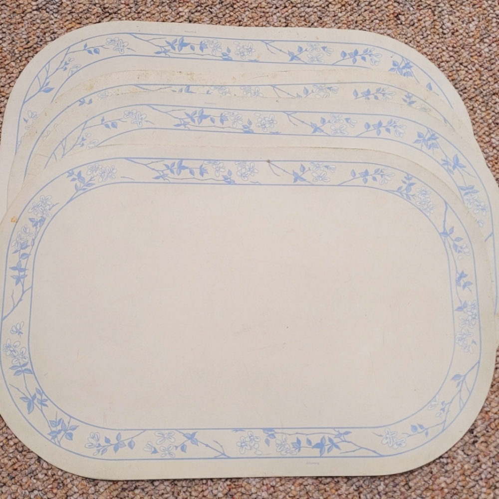 Vintage Corning Ware Plastic Vinyl FIRST OF SPRING PLACEMATS Set of 4